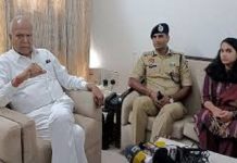 ਲੁਧਿਆਣਾ ਪਹੁੰਚੇ ਰਾਜਪਾਲ ਬਨਵਾਰੀ ਲਾਲ ਪੁਰੋਹਿਤ ਸ਼ਿਵ ਸੈਨਾ ਆਗੂ ਸੰਦੀਪ ਥਾਪਰ ਨੂੰ ਬਿਨਾਂ ਮਿਲੇ ਪਰਤੇ, ਜਾਣੋ ਵਜ੍ਹਾ