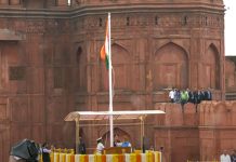 ਪ੍ਰਧਾਨ ਮੰਤਰੀ ਮੋਦੀ ਨੇ 11ਵੀਂ ਵਾਰ ਲਾਲ ਕਿਲੇ ‘ਤੇ ਲਹਿਰਾਇਆ ਤਿਰੰਗਾ