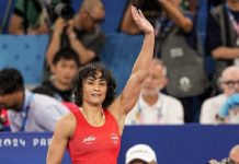 Paris Olympics: ਫਾਈਨਲ ‘ਚ ਪਹੁੰਚਣ ਤੋਂ ਬਾਅਦ ਵਿਨੇਸ਼ ਨੇ ਕੀਤੀ ਮਾਂ ਨਾਲ ਗੱਲਬਾਤ; ਪੜ੍ਹੋ ਕੀ ਕਿਹਾ