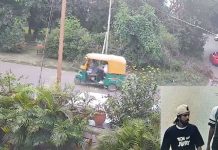 ਚੰਡੀਗੜ੍ਹ ਗ੍ਰਨੇਡ ਹਮਲੇ ਦੀ ਨਵੀਂ ਵੀਡੀਓ ਆਈ ਸਾਹਮਣੇ: CCTV ‘ਚ 2 ਨੌਜਵਾਨ ਜਾਂਦੇ ਹੋਏ ਦਿਖੇ, ਆਟੋ ਚਾਲਕ ਗ੍ਰਿਫਤਾਰ