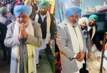 ਕੈਬਨਿਟ ਮੰਤਰੀਆਂ ਤੇ ਲੋਕ ਸਭਾ ਮੈਂਬਰ ਨੇ ਸ੍ਰੀ ਗੁਰੂ ਰਵਿਦਾਸ ਜੀ ਦਾ ਪ੍ਰਕਾਸ਼ ਪੁਰਬ ਮਨਾਉਣ ਲਈ ਸ਼ਰਧਾਲੂਆਂ ਵਾਲੀ ਟ੍ਰੇਨ ਬਨਾਰਸ ਲਈ ਕੀਤੀ ਰਵਾਨਾ*