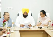 ਹਰਜੋਤ ਸਿੰਘ ਬੈਂਸ ਦੀ ਨਗਰ ਨਿਗਮ ਅਧਿਕਾਰੀਆਂ ਨੂੰ ਹਦਾਇਤ- ਲੁਧਿਆਣਾ ਸ਼ਹਿਰ ਨੂੰ 30 ਜੂਨ ਤੱਕ ਸੜਕਾਂ ਦੇ ਟੋਇਆਂ ਅਤੇ ਮੈਨਹੋਲ ਮੁਕਤ ਬਣਾਇਆ ਜਾਵੇ