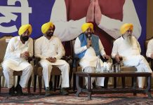 ਮੁੱਖ ਮੰਤਰੀ ਭਗਵੰਤ ਸਿੰਘ ਮਾਨ ਵੱਲੋਂ 15 ਅਗਸਤ ਤੋਂ ਸਰਪੰਚਾਂ ਲਈ 10,000 ਰੁਪਏ ਮਾਸਿਕ ਮਾਣਭੱਤੇ ਦਾ ਐਲਾਨ