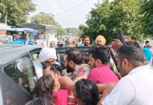 ਵਿਆਹ ਸਮਾਗਮ ਦੌਰਾਨ ਲਾੜੀ ਦੇ ਪਿਤਾ ਨੂੰ ਪੁਲੀਸ ਵੱਲੋਂ ਚੁੱਕਣ ਕਰਕੇ ਹੰਗਾਮਾ