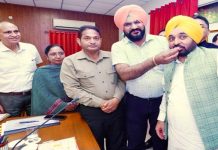 ਪੰਜਾਬ ਦੇ ਮੁਲਾਜ਼ਮਾਂ ਨੂੰ ਹੁਣ ਮਿਲੇਗਾ 50% DA, CM ਮਾਨ ਨਾਲ ਮੀਟਿੰਗ ‘ਚ 8% ਦੇ ਵਾਧੇ ‘ਤੇ ਬਣੀ ਸਹਿਮਤੀ