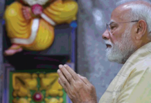 PM ਮੋਦੀ ਦਾ 25 ਸਾਲਾਂ ਦਾ ਸਿਆਸੀ ਸਫ਼ਰ, ਵਿਨਾਇਕ ਮੰਦਰ ‘ਚ ਟੇਕਿਆ ਮੱਥਾ